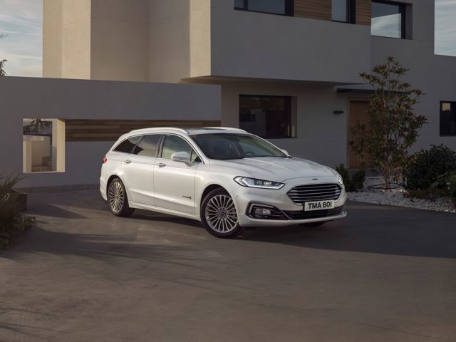 Ford Mondeo Wagon foto 6