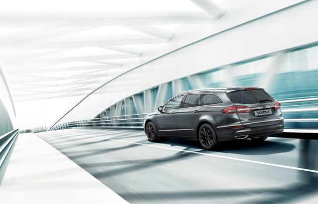 Ford Mondeo Wagon foto 7