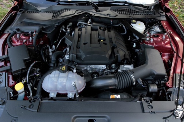 Ford Mustang Convertible foto 39