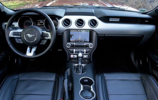 Ford Mustang Convertible foto 40