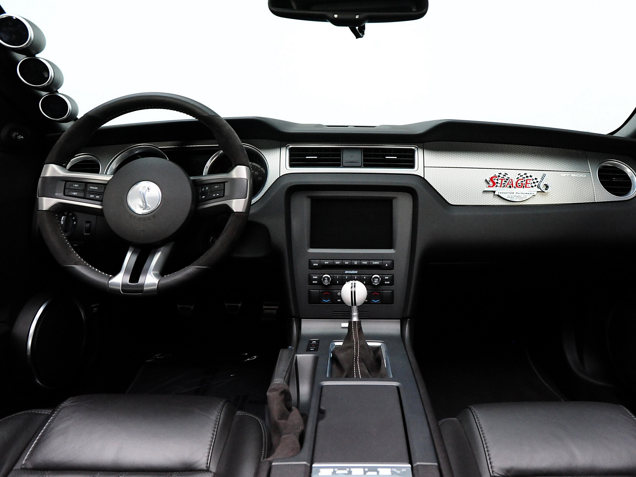 Ford Mustang Convertible photo 24