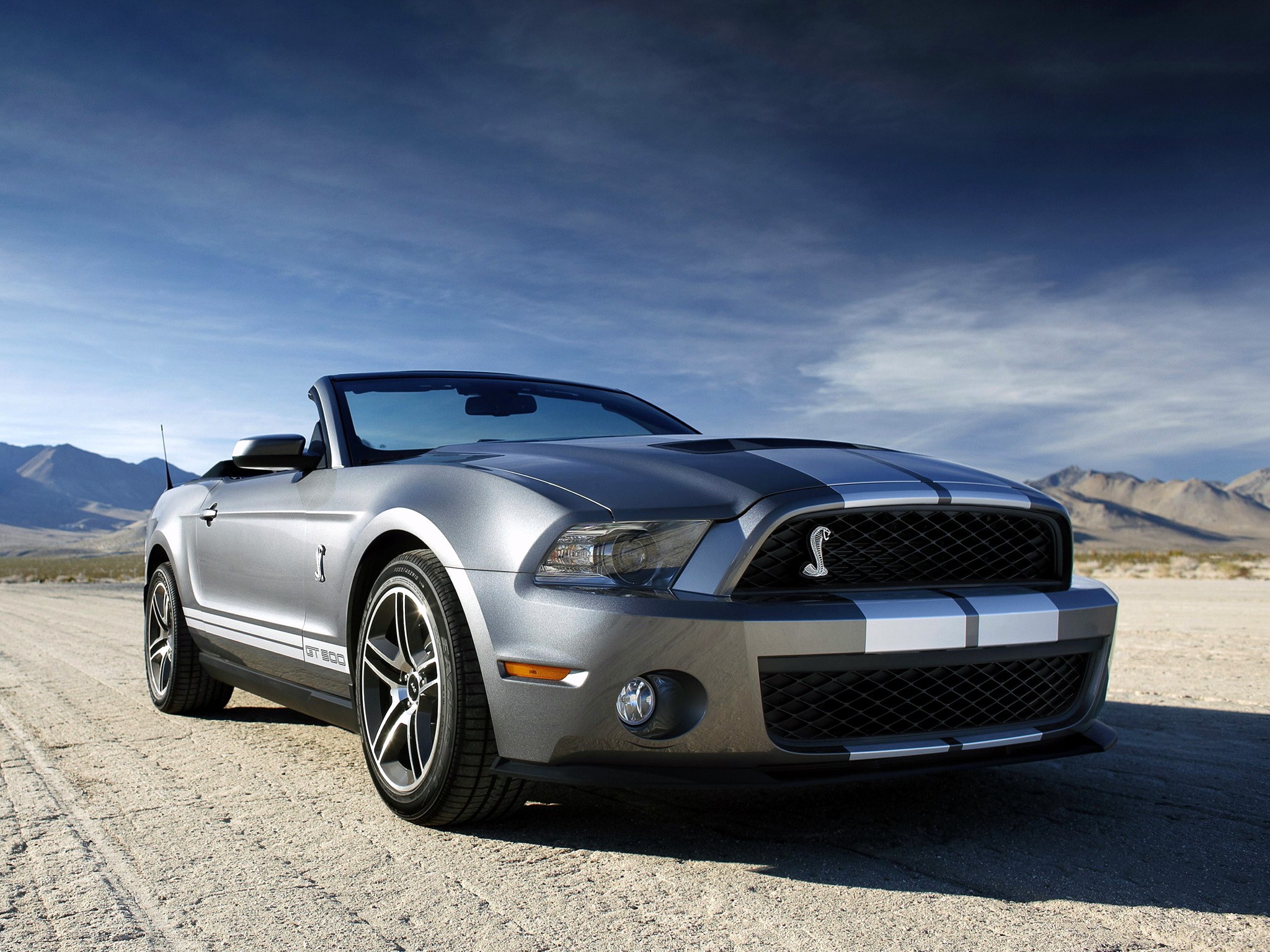 Ford Mustang Convertible photo 10