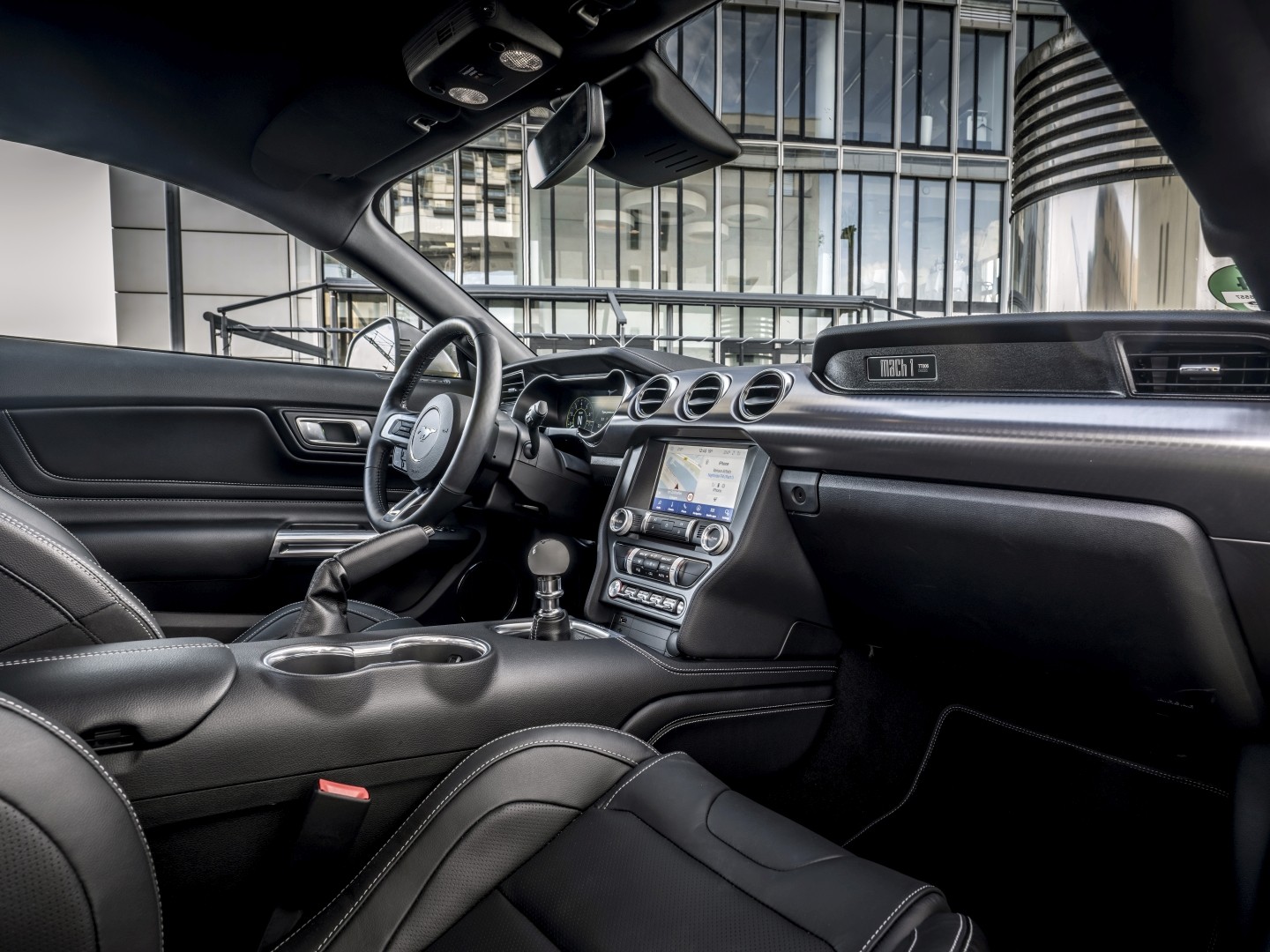 Ford Mustang Mach 1 photo 31