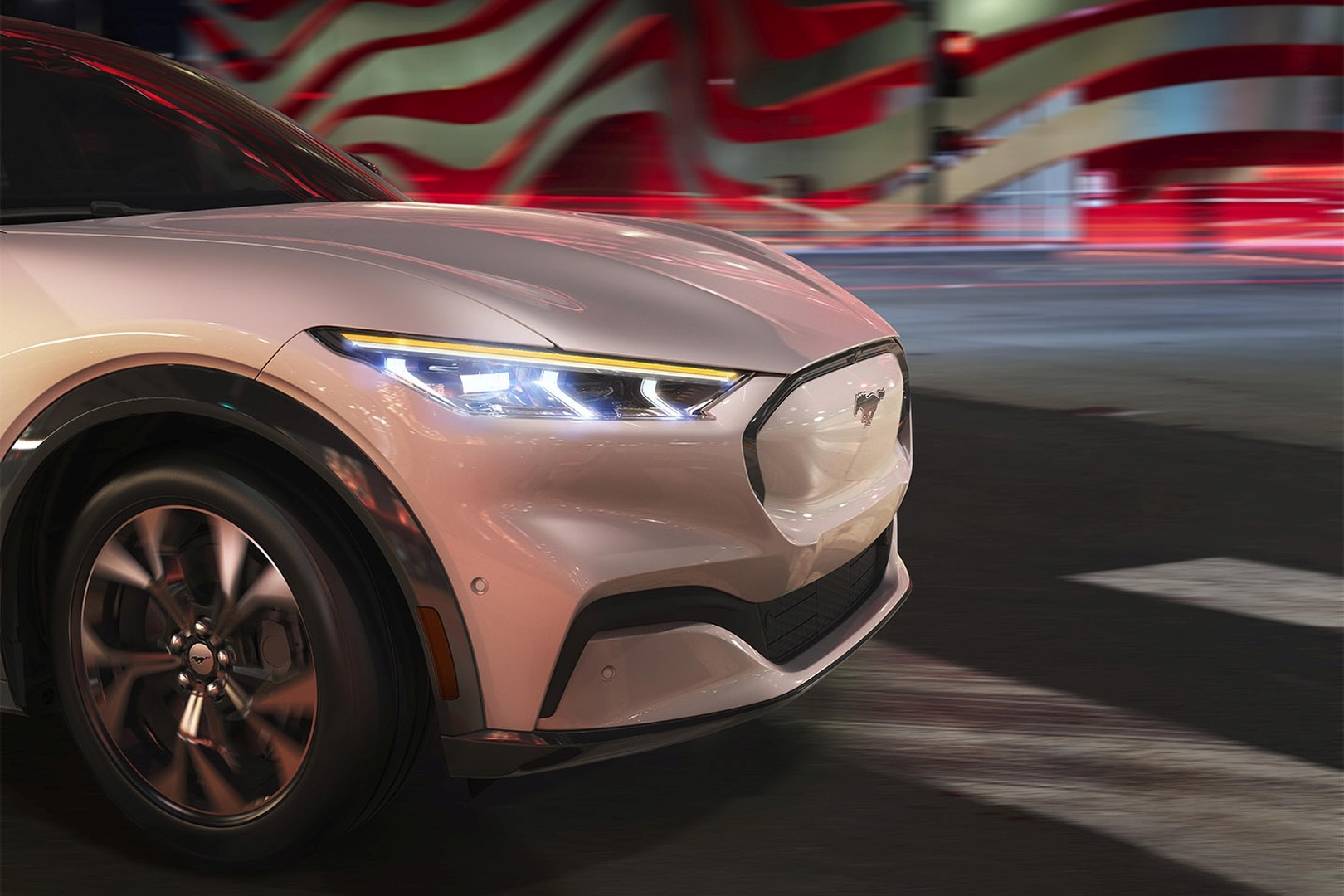 Ford Mustang Mach-E photo 32