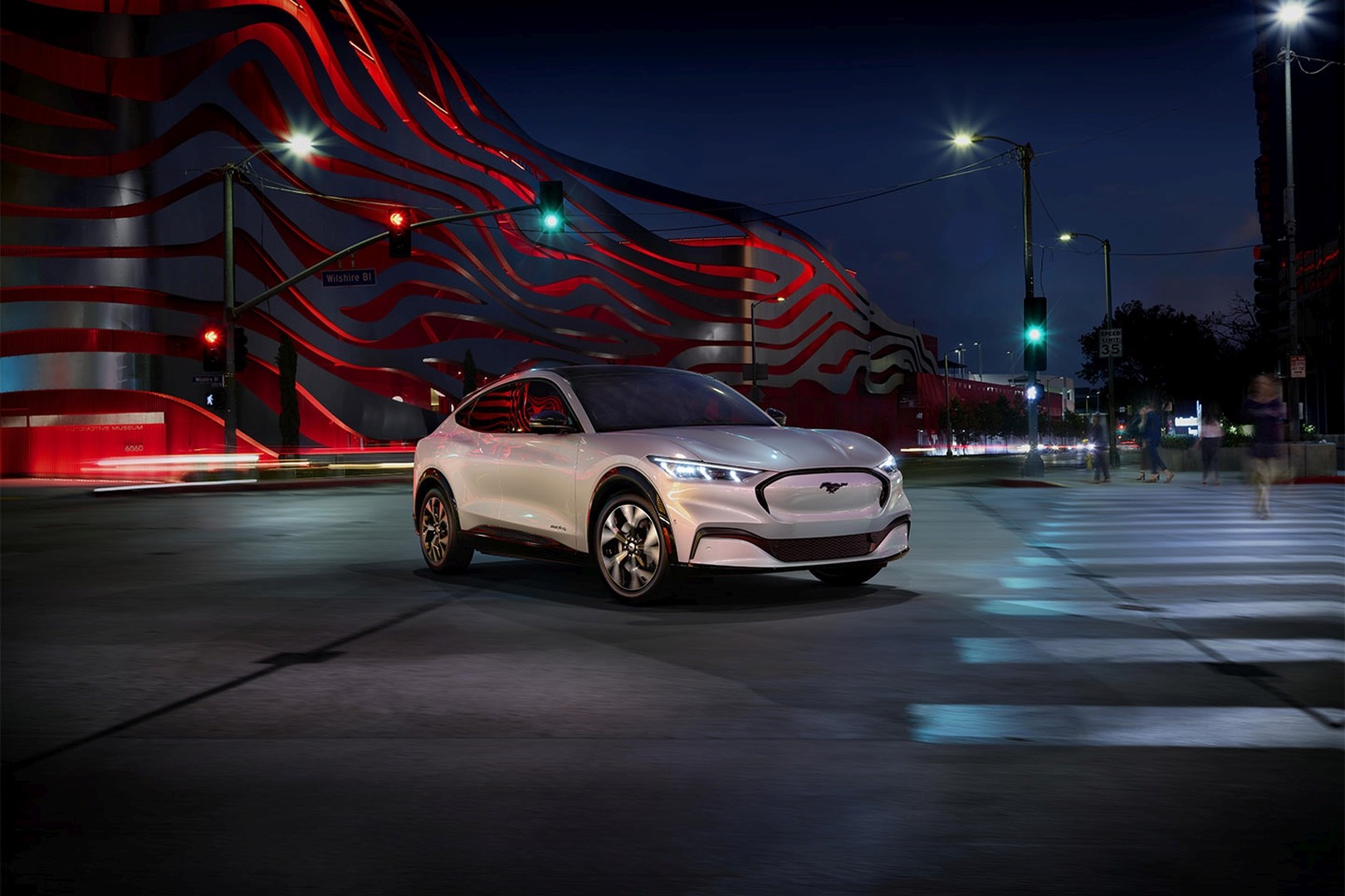 Ford Mustang Mach-E photo 43