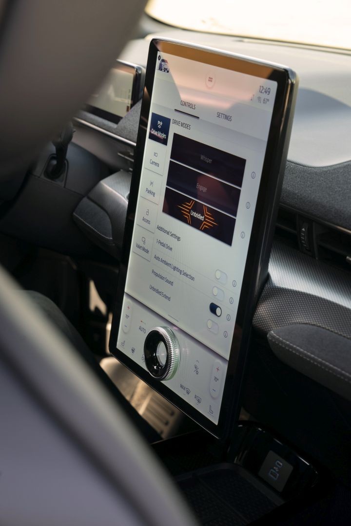 Ford Mustang Mach-E photo 19