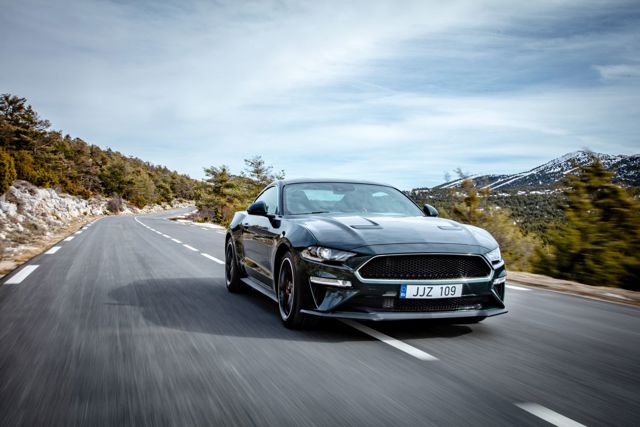 Ford Mustang foto 3