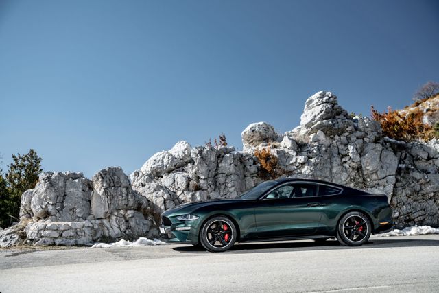 Ford Mustang foto 6