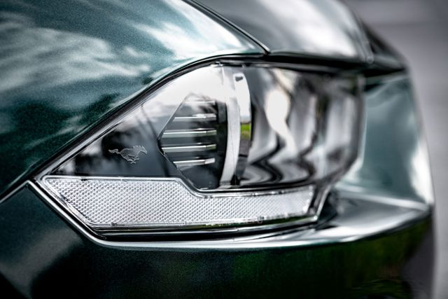 Ford Mustang foto 12