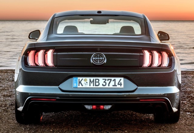 Ford Mustang foto 24