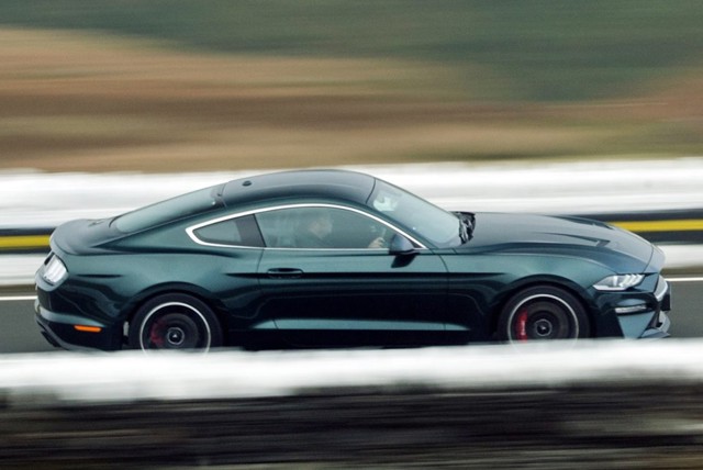 Ford Mustang foto 27