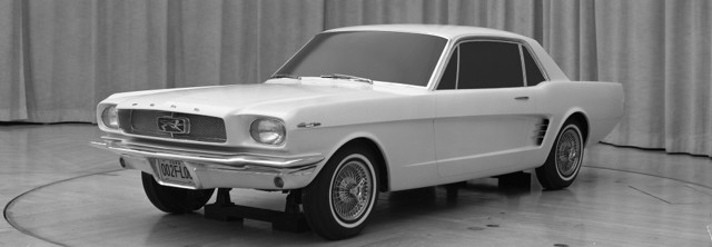 Ford Mustang photo 3