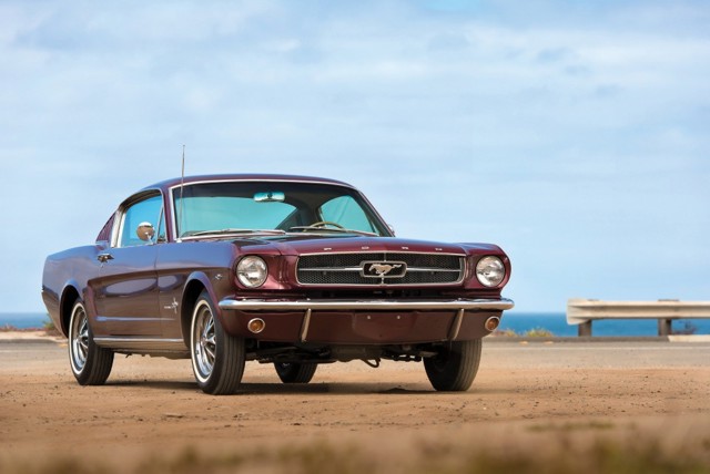 Ford Mustang foto 4