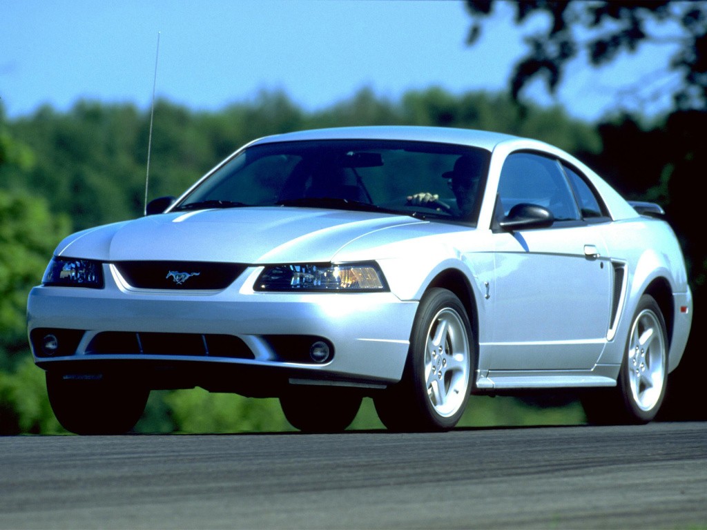 Ford Mustang photo 7