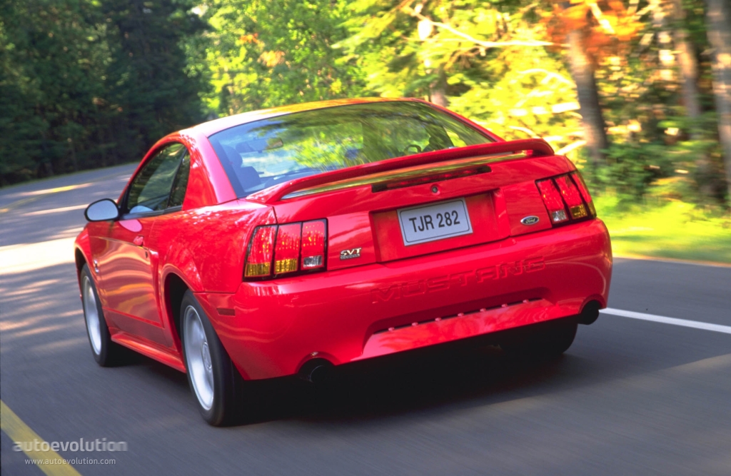 Ford Mustang photo 5