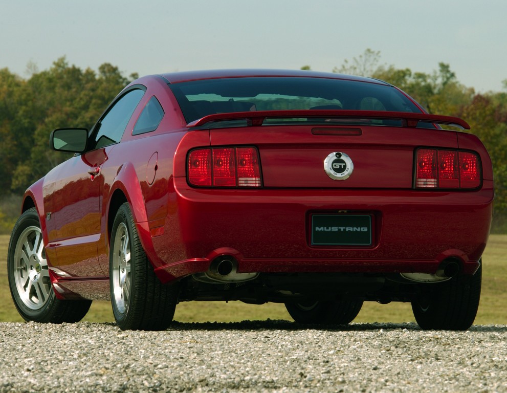 Ford Mustang photo 27