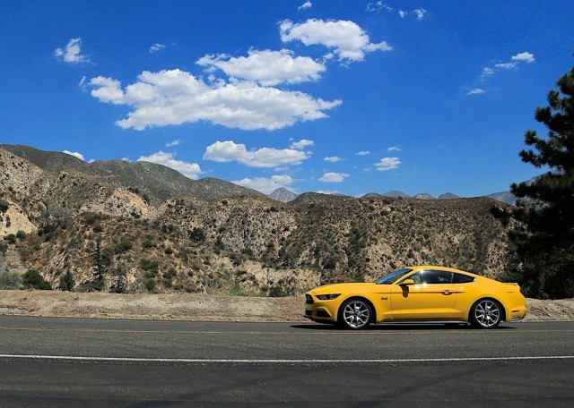 Ford Mustang Foto 77