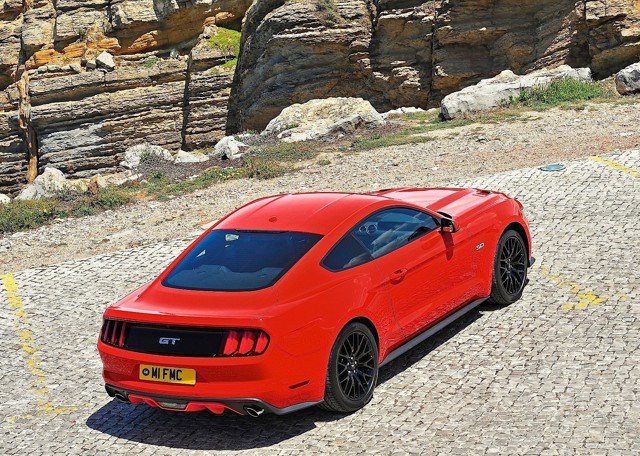 Ford Mustang Foto 79