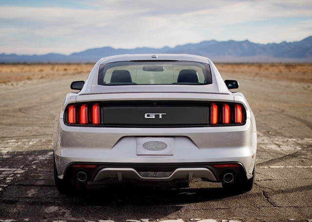 Ford Mustang Foto 89