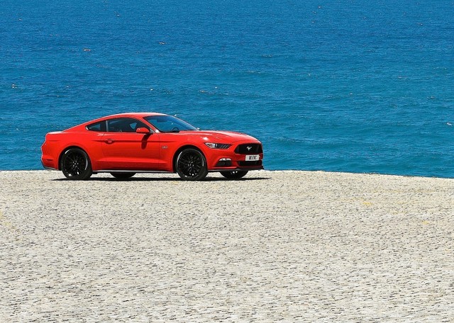 Ford Mustang Foto 102
