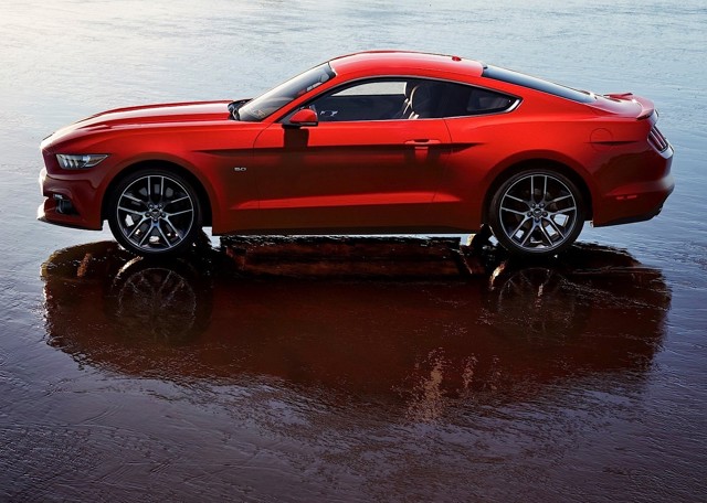 Ford Mustang Foto 111