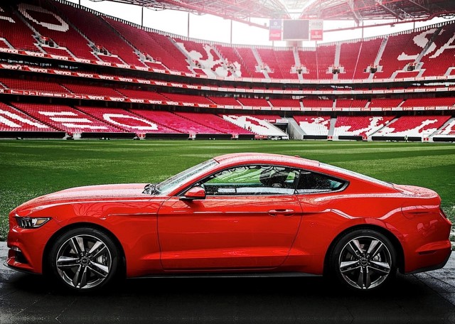 Ford Mustang Foto 112