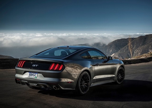 Ford Mustang Foto 116