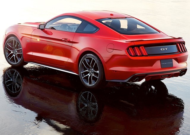 Ford Mustang Foto 117