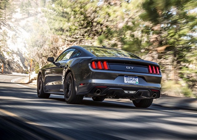 Ford Mustang Foto 119