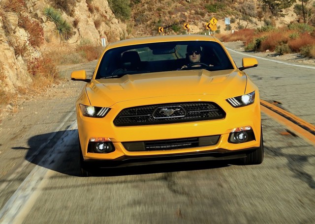 Ford Mustang Foto 125