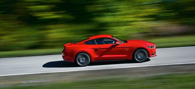 Ford Mustang Foto 4