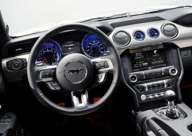 Ford Mustang Foto 154