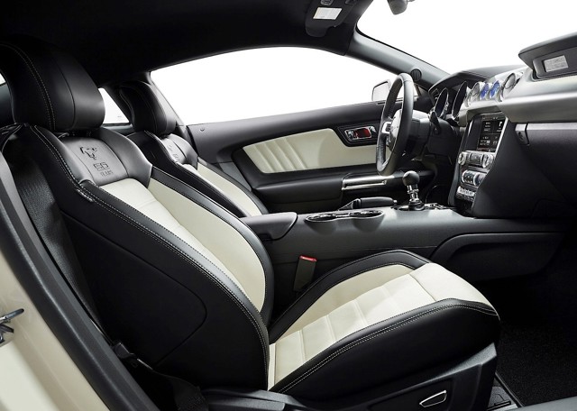Ford Mustang Foto 155