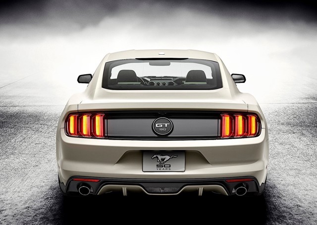 Ford Mustang Foto 36