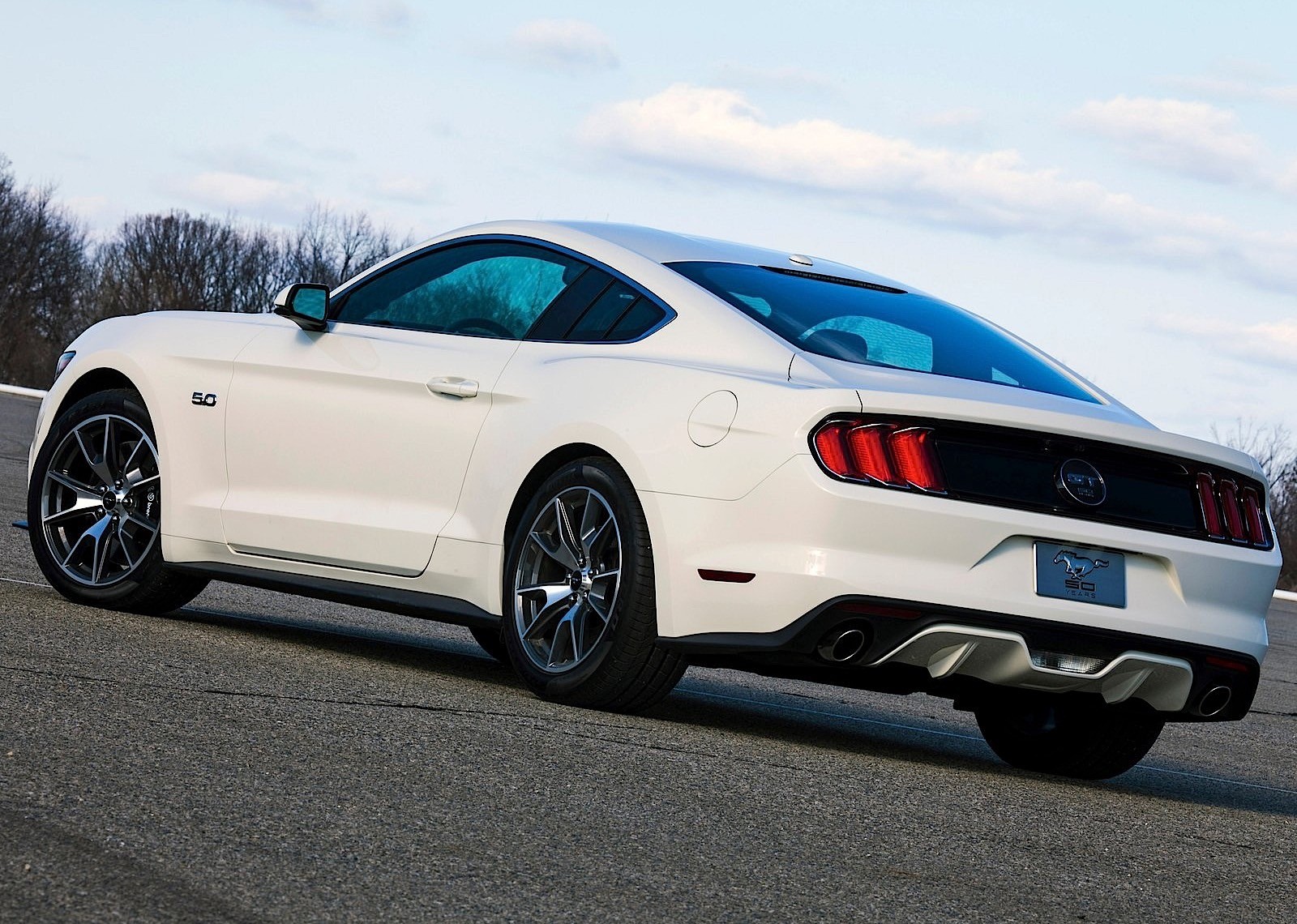 Ford Mustang photo 50