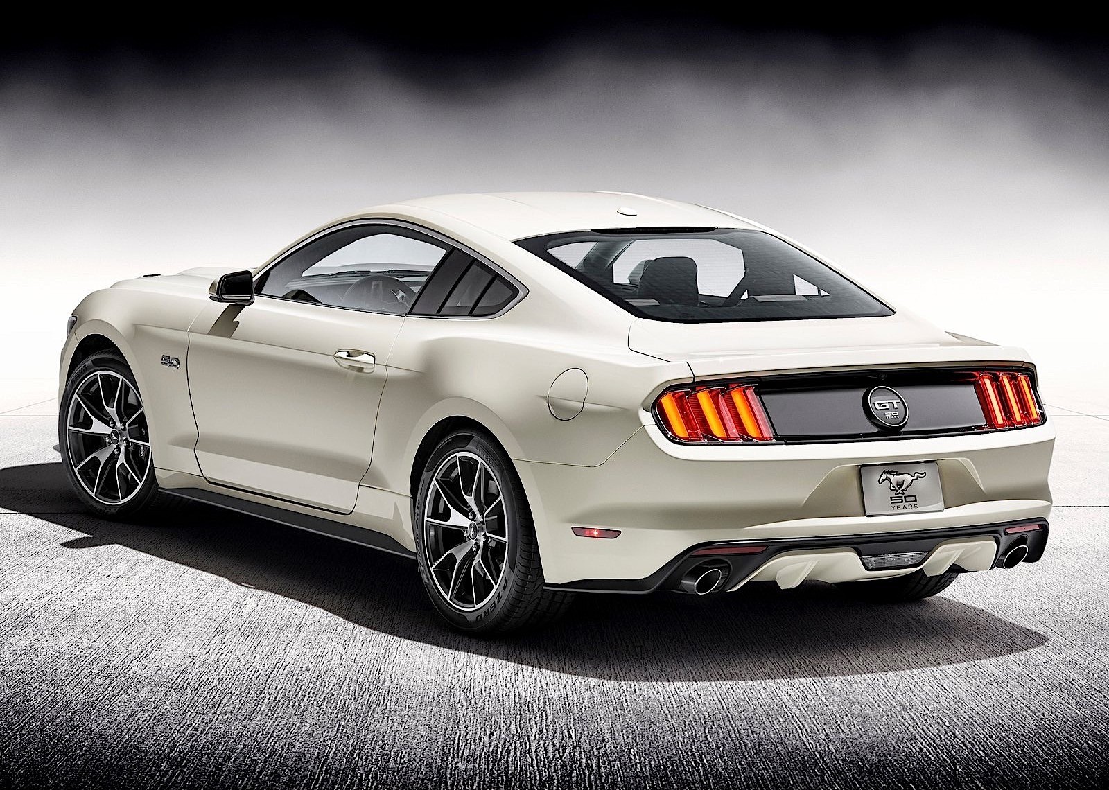 Ford Mustang photo 52