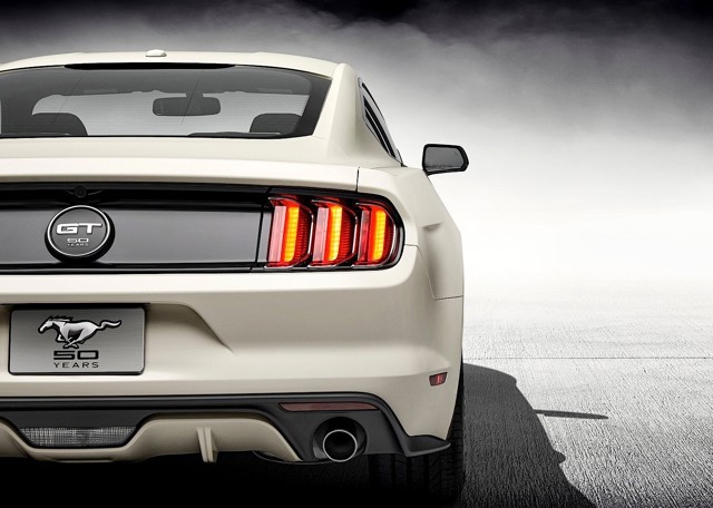 Ford Mustang Foto 53