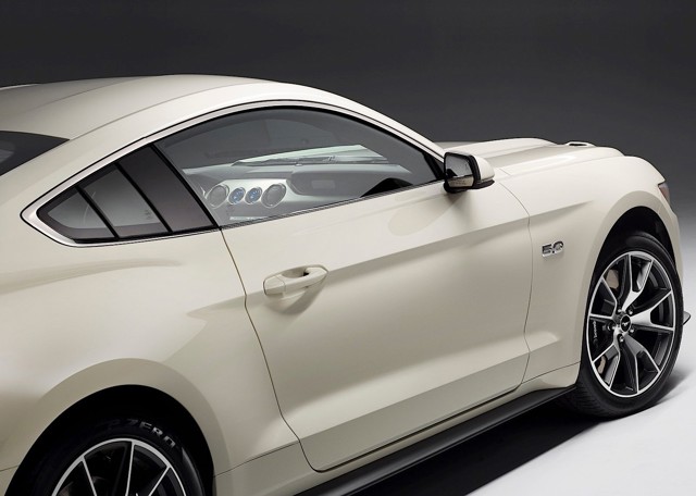 Ford Mustang Foto 55