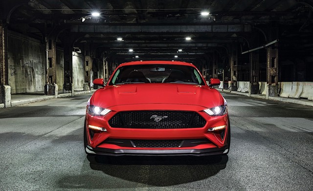 Ford Mustang photo 18