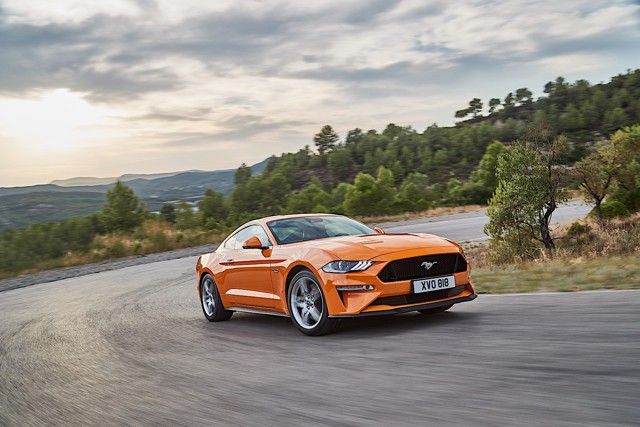 Ford Mustang photo 19