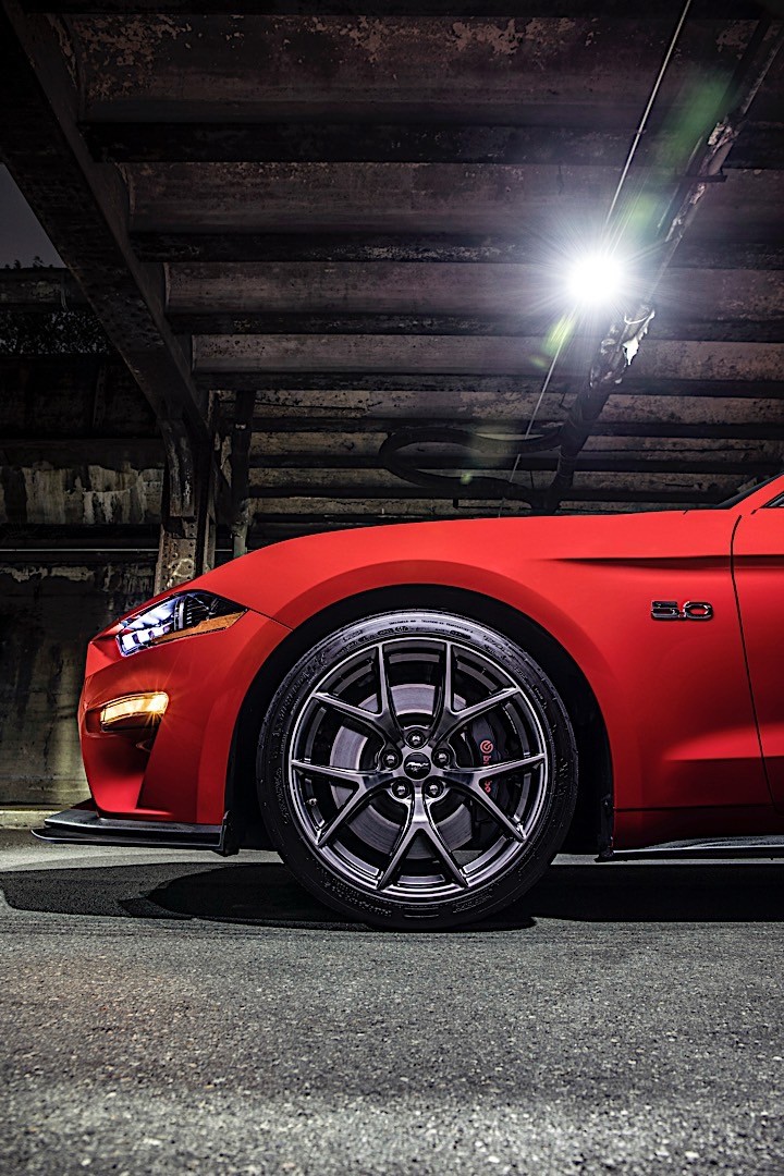 Ford Mustang photo 27