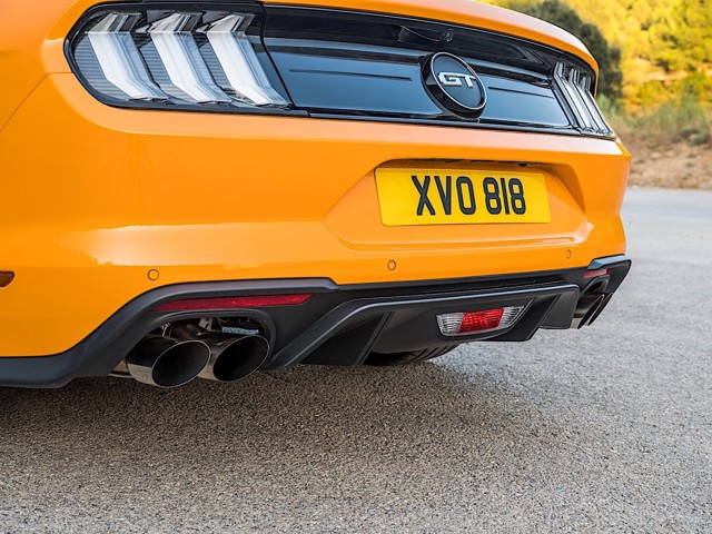 Ford Mustang photo 36