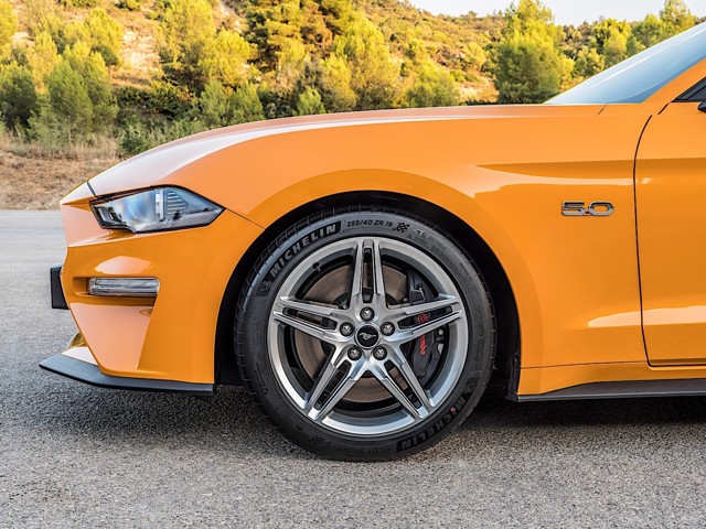 Ford Mustang photo 37