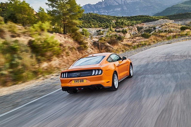 Ford Mustang photo 40