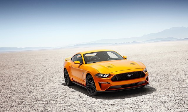 Ford Mustang photo 5