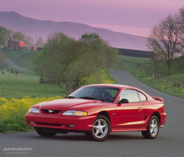 Ford Mustang photo 1