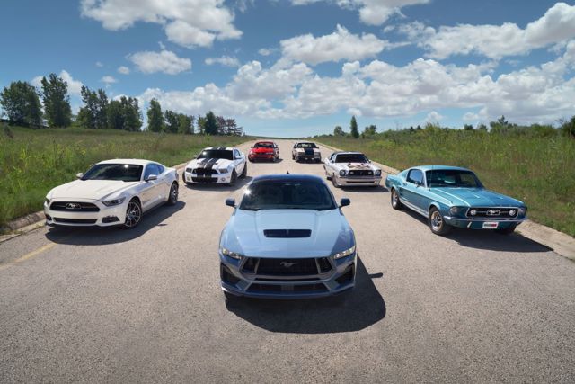 Ford Mustang Foto 12