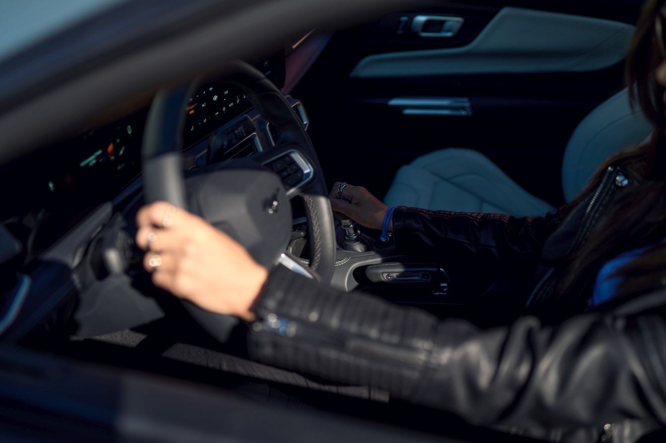 Ford Mustang photo 17