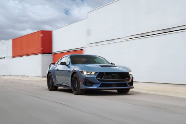 Ford Mustang Foto 1