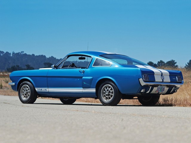 Ford Mustang foto 2